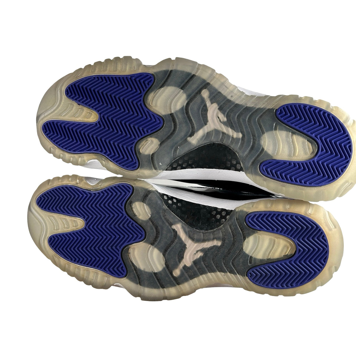 378037 100 Jordan 11 Concord - 11 M (Yellowing)