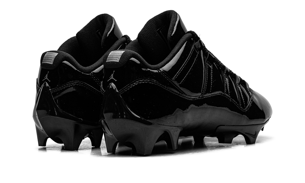 Air Jordan 11 Low TD Cleat "Patent Black" IQ8113 001