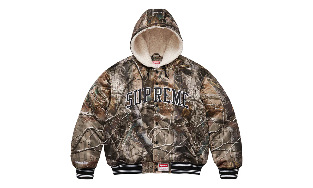 Mitchell & Ness® Lined Hooded Satin Varsity Jacket "FW25 - Realtree AP Camo" SU26300