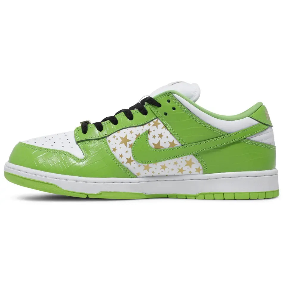 Nike SB Dunk Low Supreme Stars Mean Green (2021)