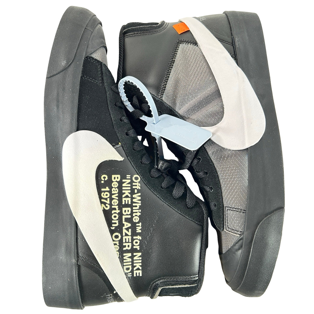 AA3832 001 Nike Blazer Off-White Black - 8.5 M (Yellowing)