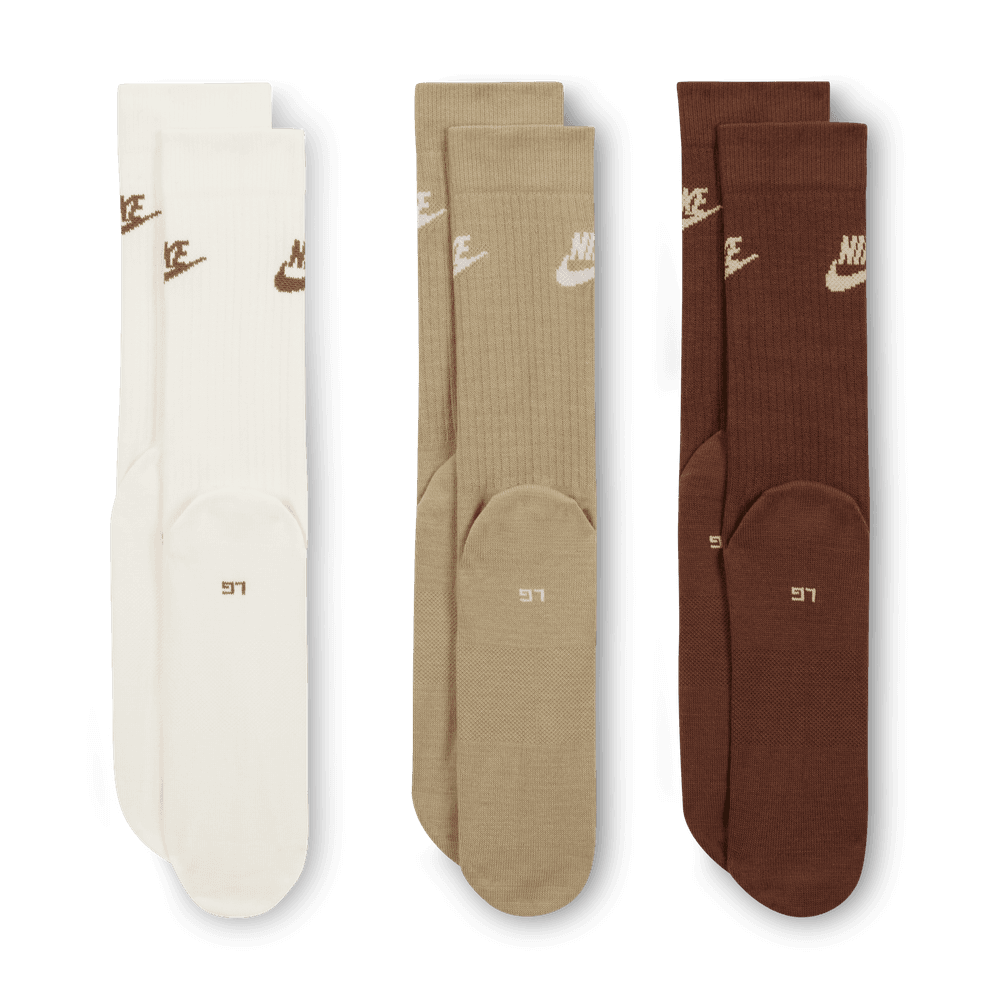 Nike Sportswear Everyday Essential Crew Socks