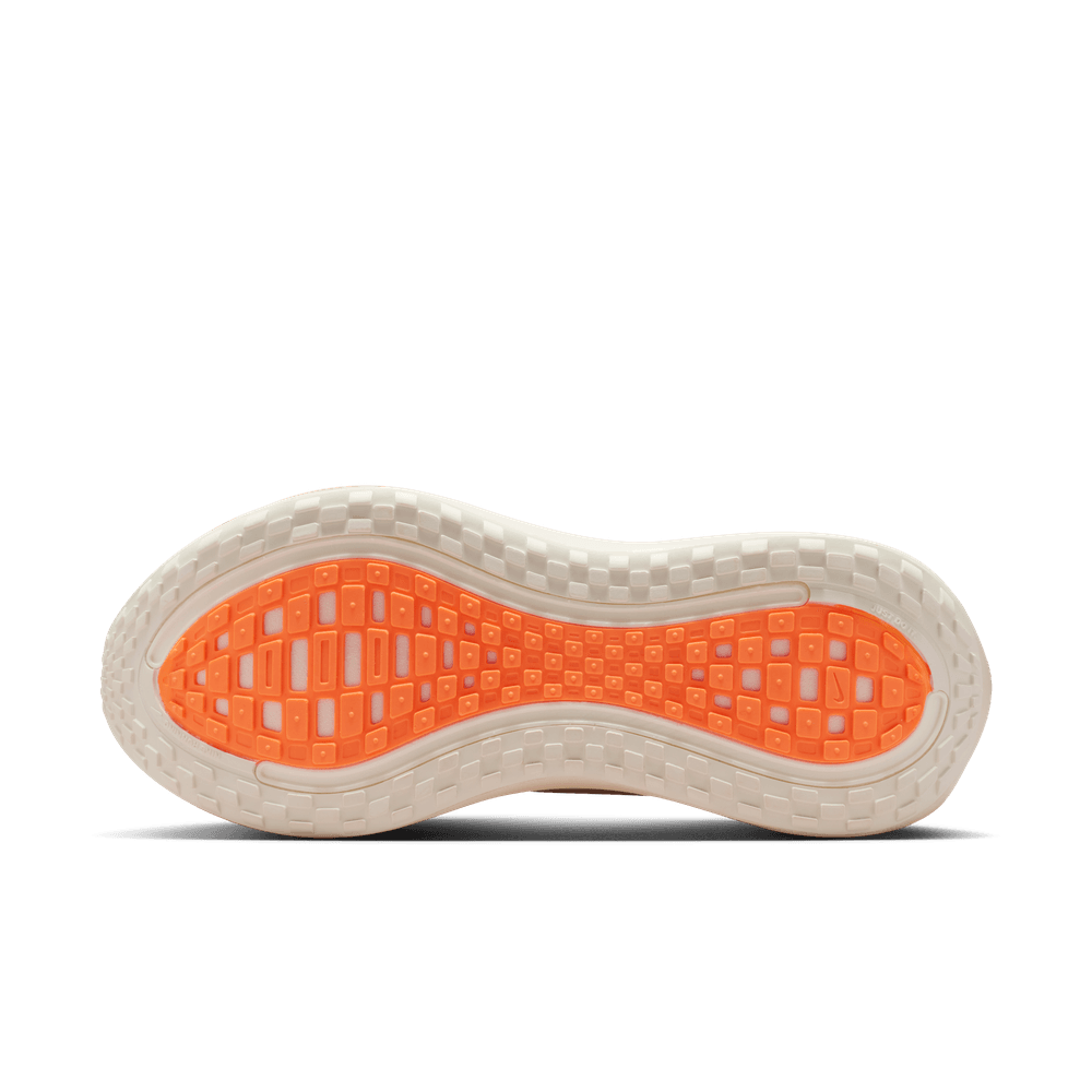 Wmns Nike Vomero Plus