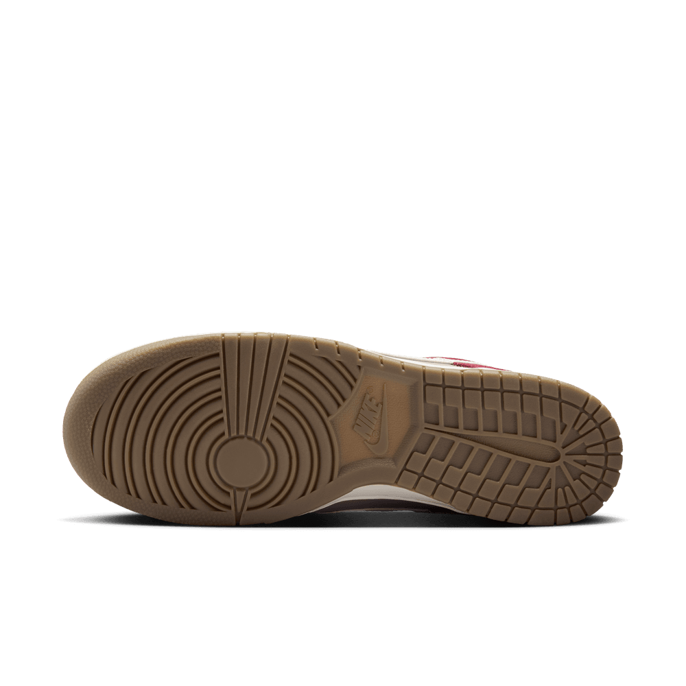 Nike Dunk Low Retro SE