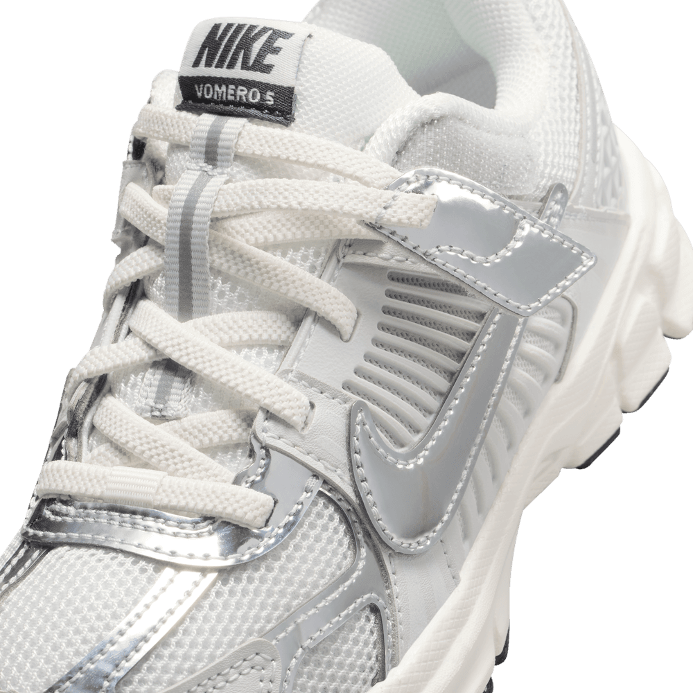 PS Nike Vomero 5