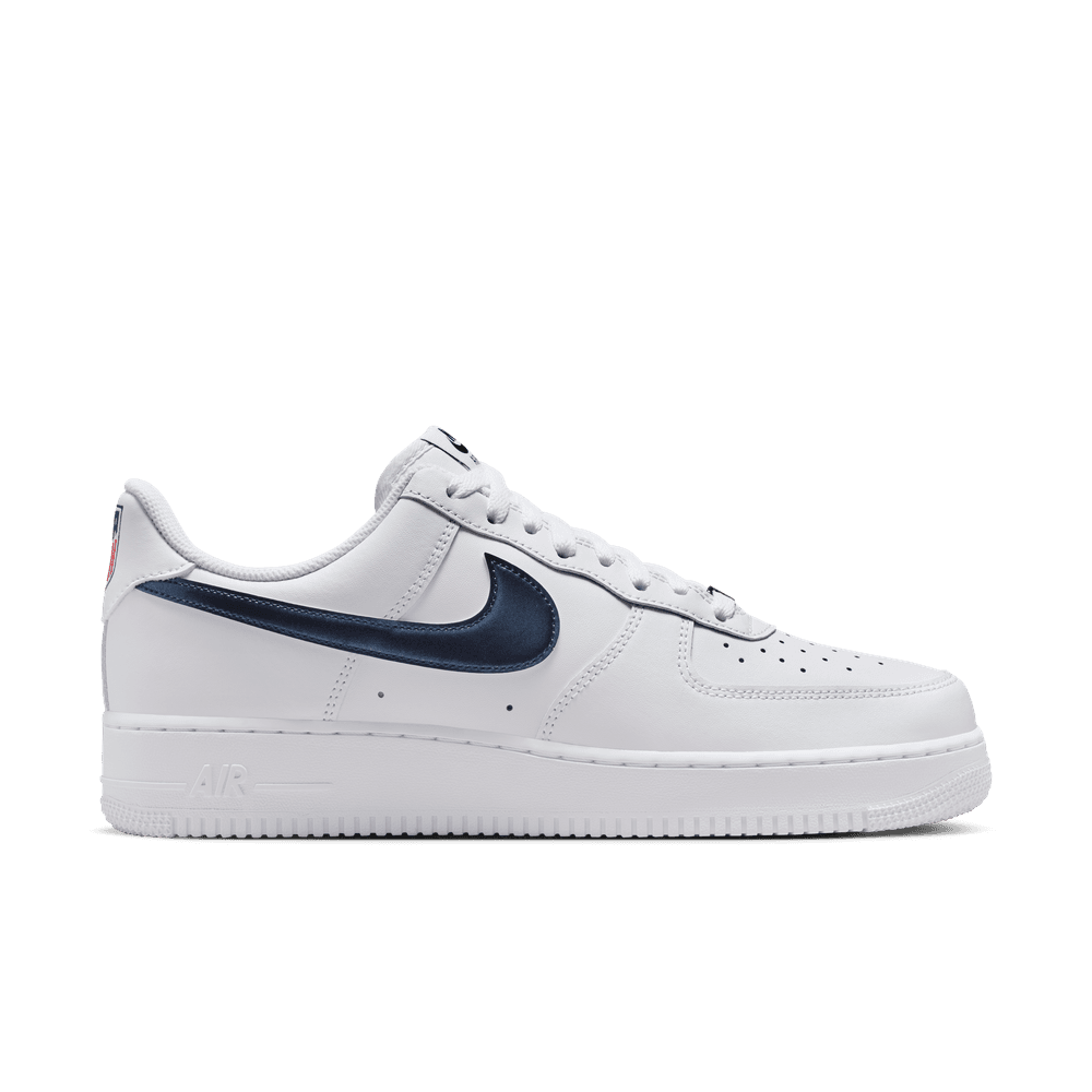 Nike Air Force 1 '07 LV8