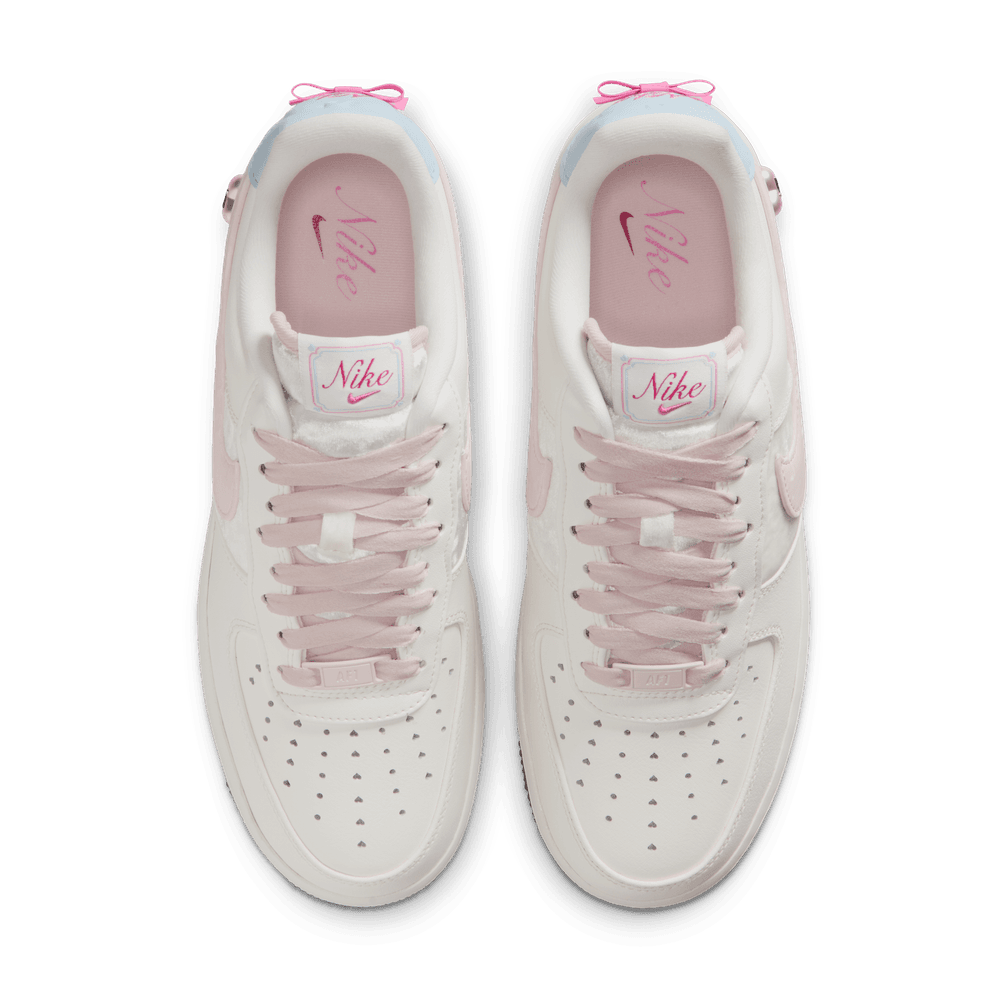 Wmns Nike Air Force 1 '07