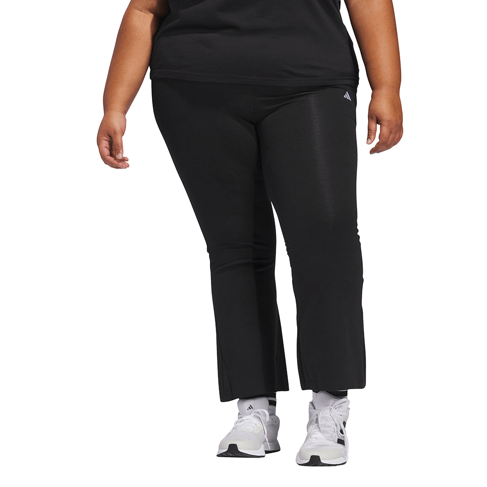 Essentials Small Logo Flared Leggings (Plus Size)