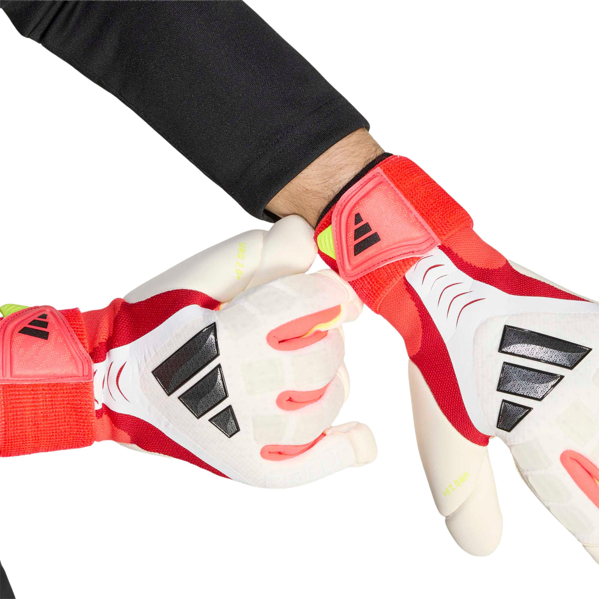Predator Pro Hybrid Strap Goalkeeper Glove