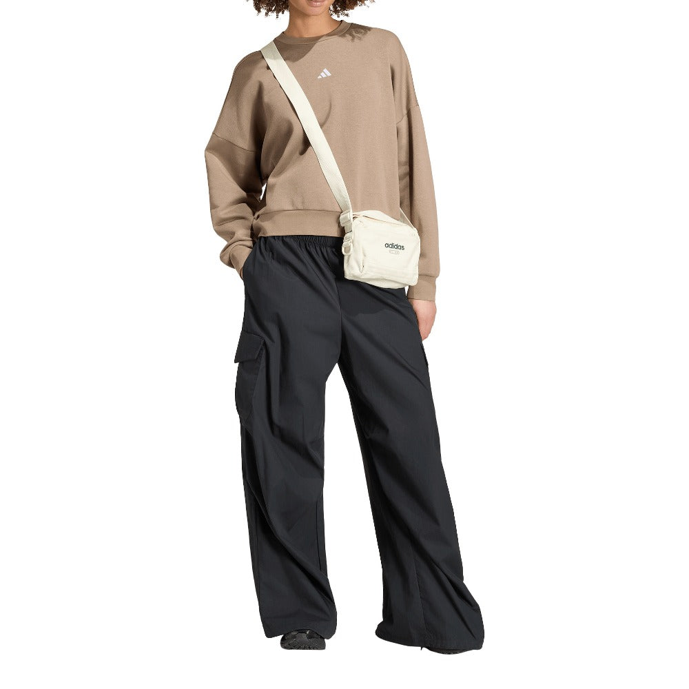 Essentials Small Logo Feel Cozy Sweatshirt