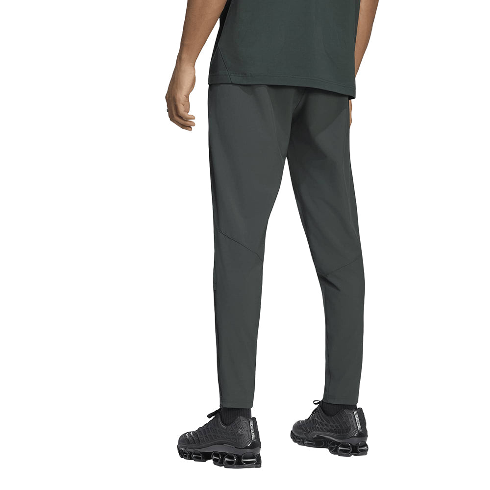 Manchester United Tiro Tech Pants