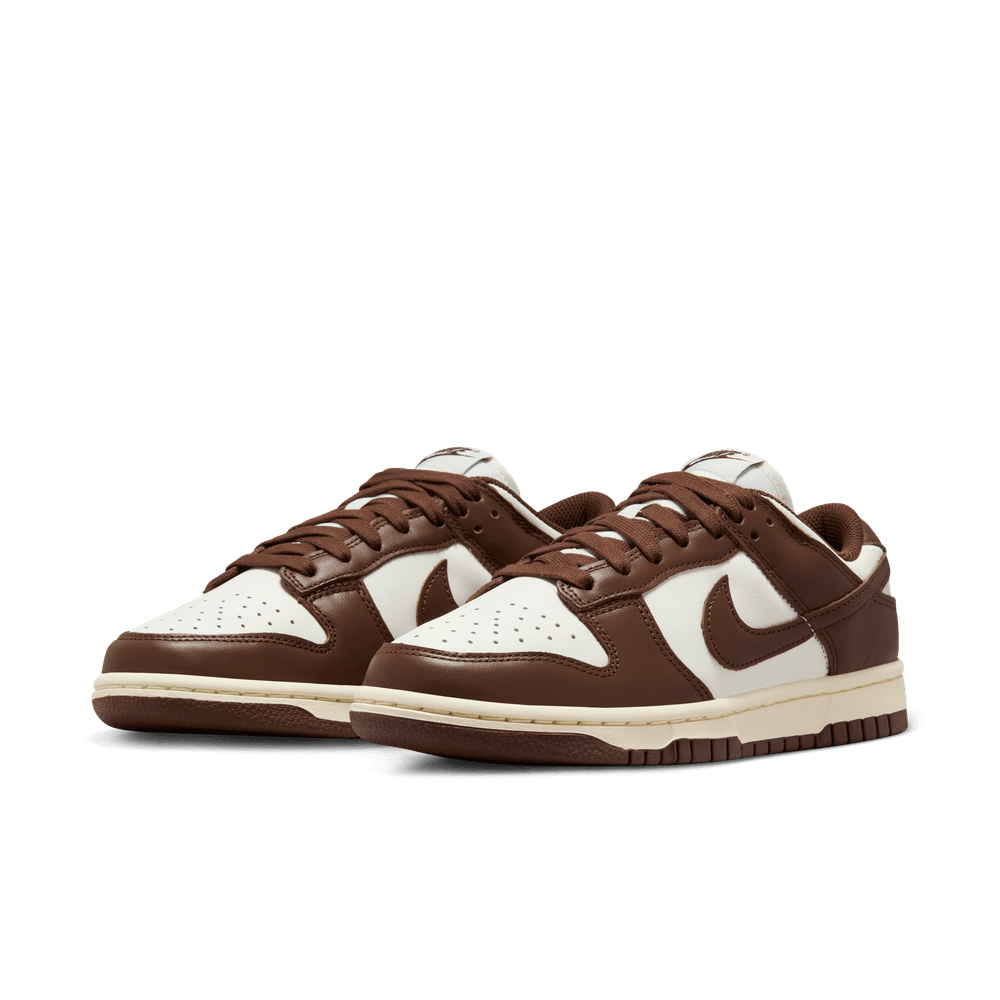 Wmns Nike Dunk Low