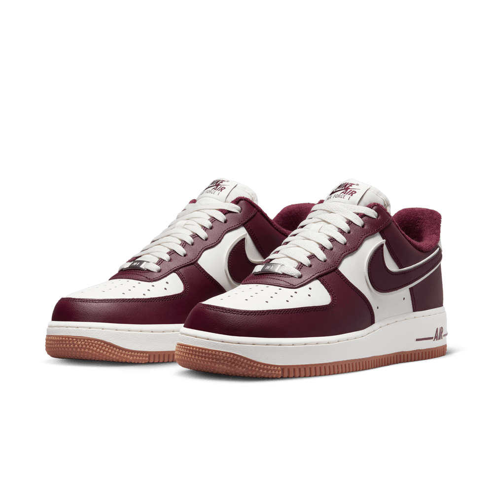 Nike Air Force 1 '07 LV8