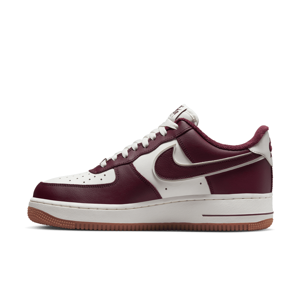 Nike Air Force 1 '07 LV8