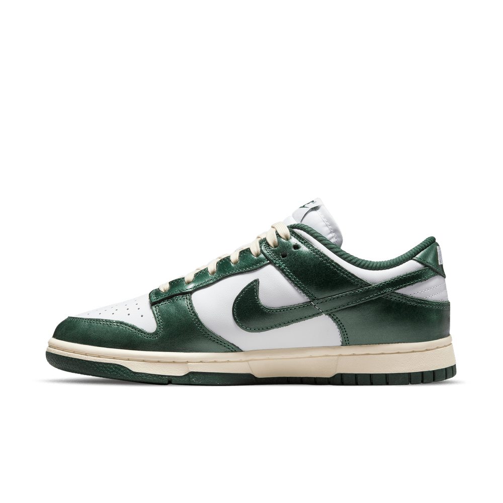 Wmns Nike Dunk Low