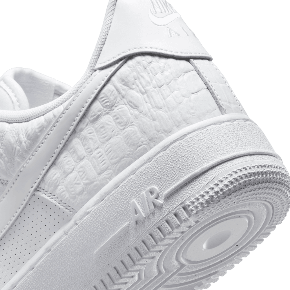 Nike Air Force 1 '07 LX