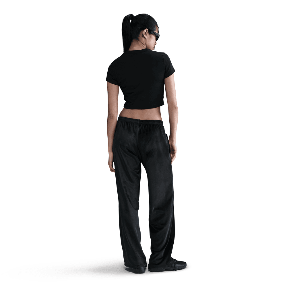 Wmns Nike Sportswear Chill Knit Cropped Tee
