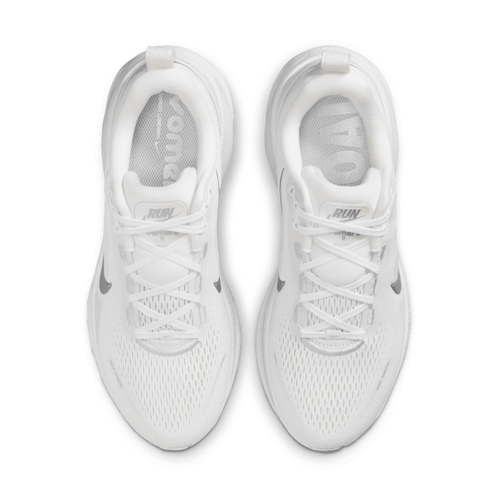 Wmns Nike Vomero 18