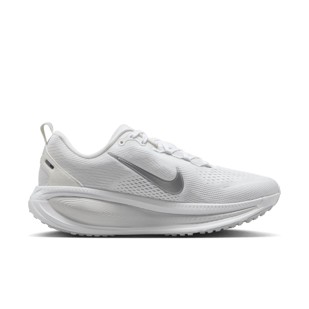 Wmns Nike Vomero 18