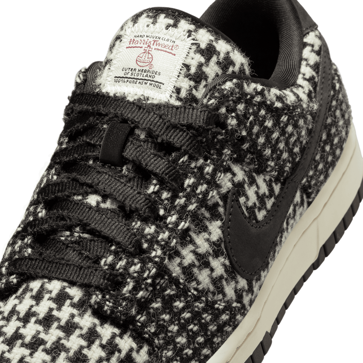 Wmns Nike Dunk Low