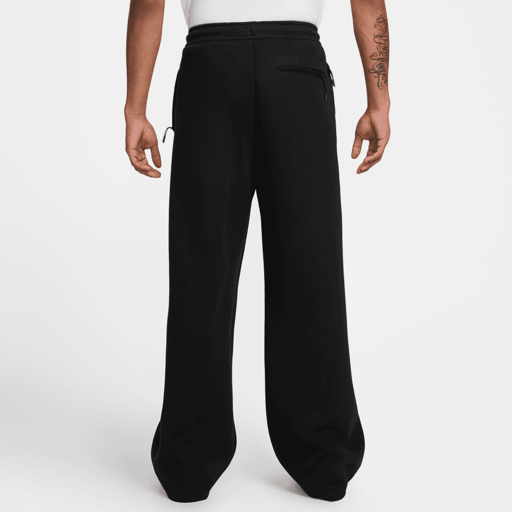 Nike Tech Fleece Loose-Fit Open Hem Pant