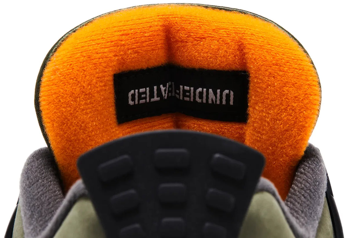 IB1519 200 Air Jordan 4 Retro OG SP Undefeated (2025)