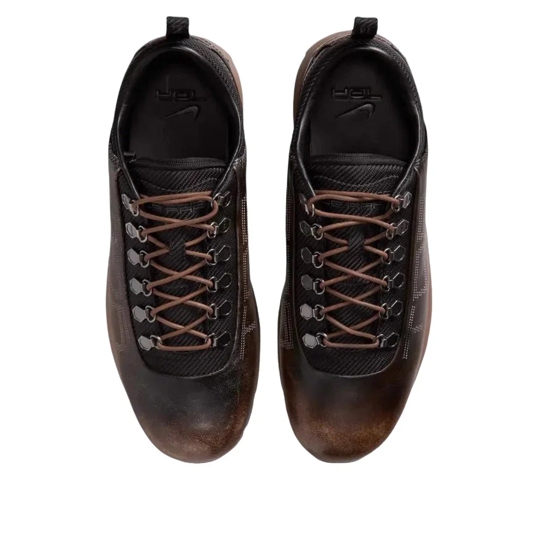 IU4876 200 Nike Air Max Goadome Low SP Taller de Rafa (Online Only)