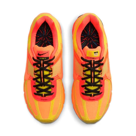 FD9711 602  Nike Zoom Vomero 5 Doernbecher