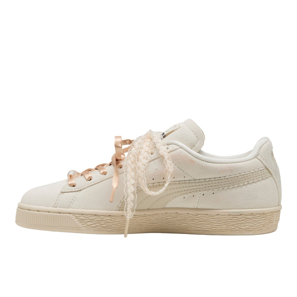 Suede Bloom Sneaker