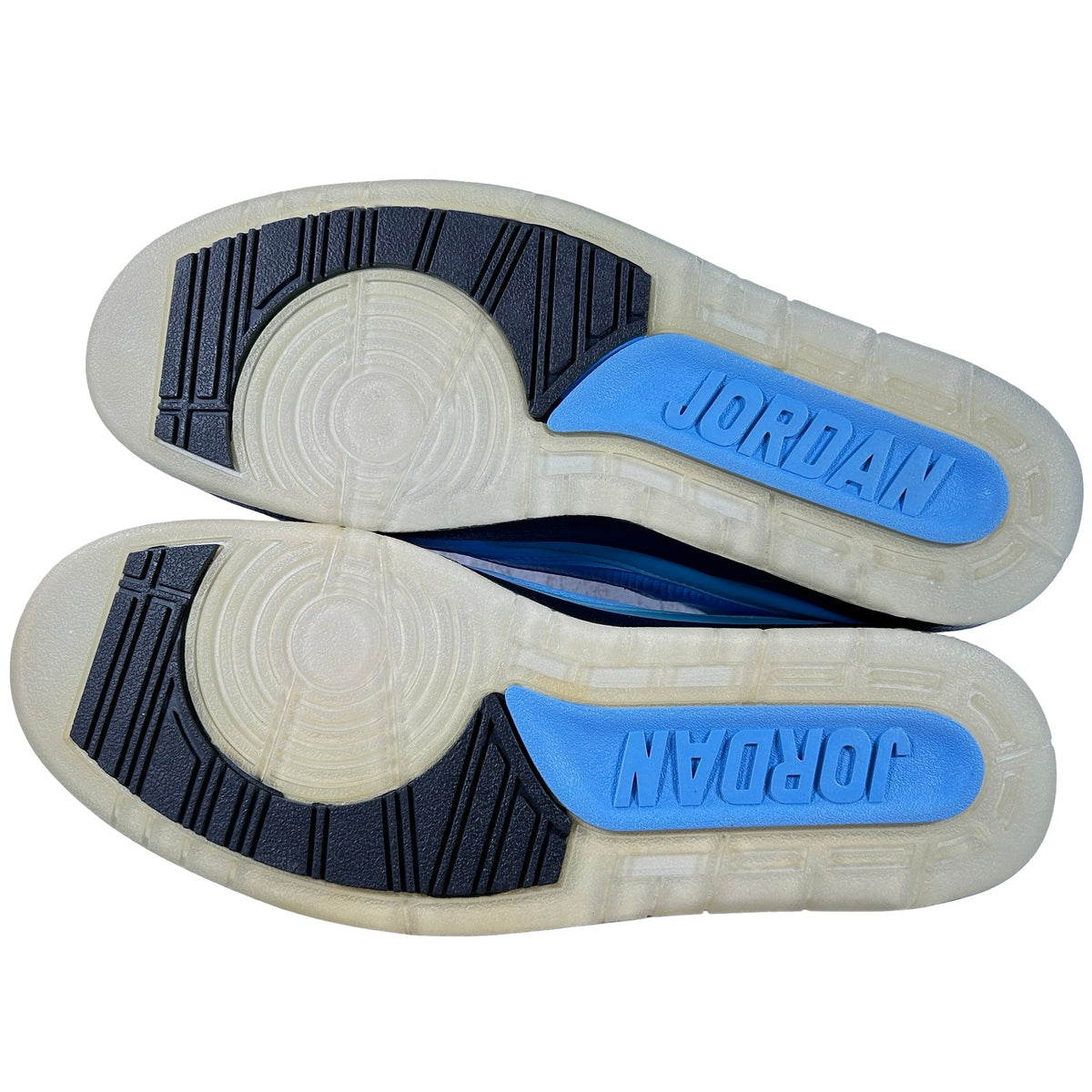 395709 401 Jordan 2 Retro QF Univ. Blue Black (2010) - 10 M (Yellowing)