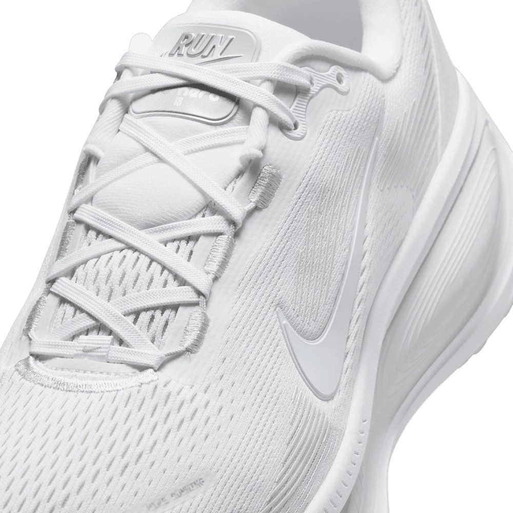 Nike Vomero 18