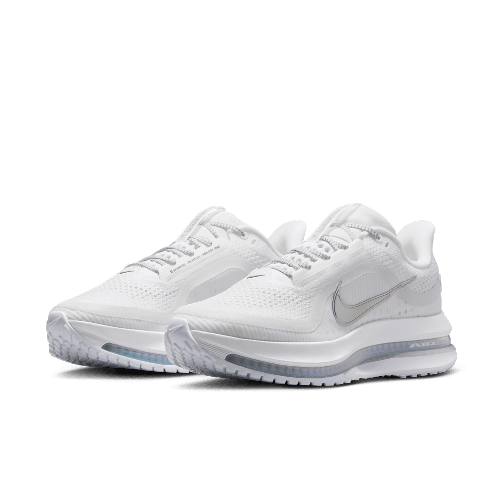 Wmns Nike Pegasus Premium