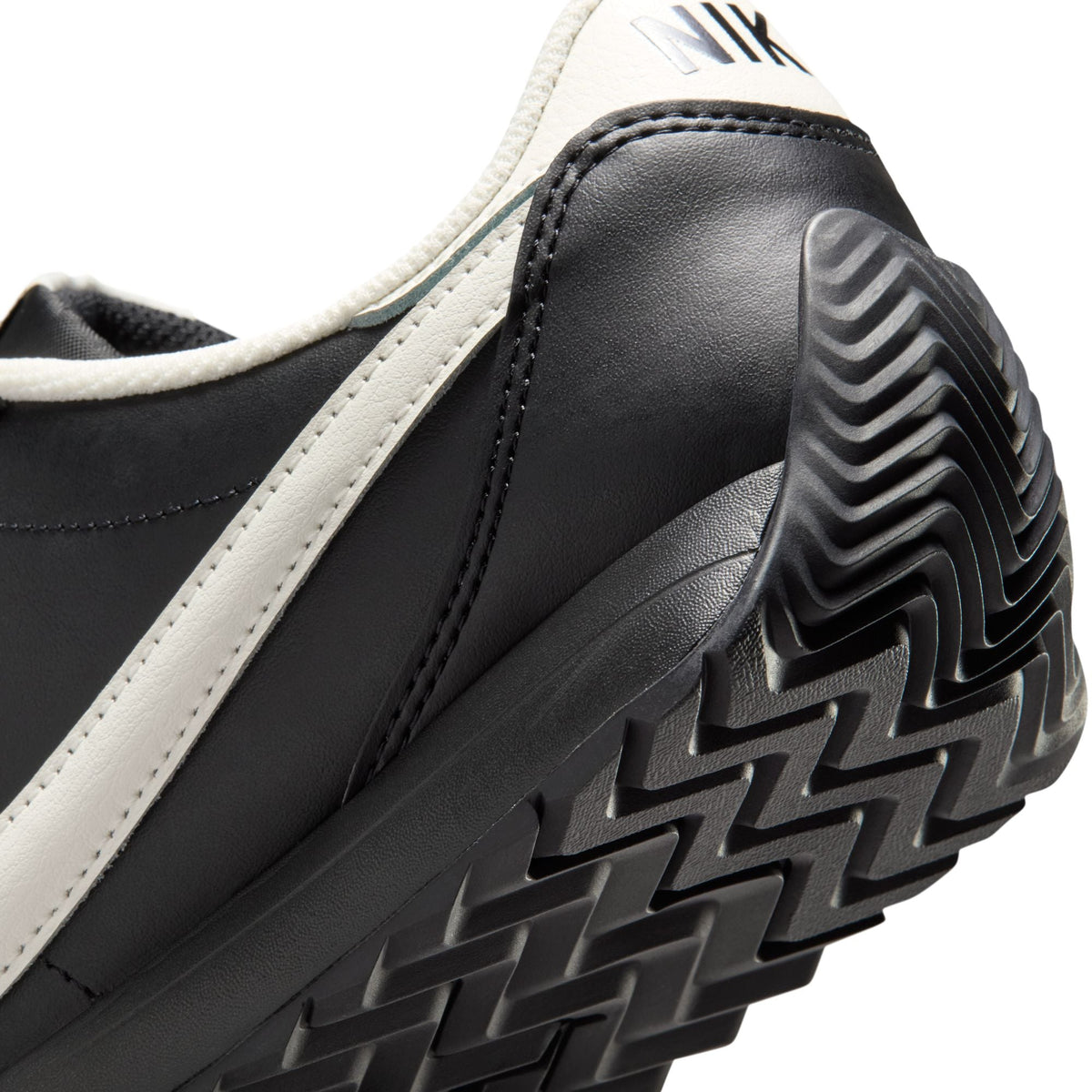 Womens Nike Pacific Leather 'Black'