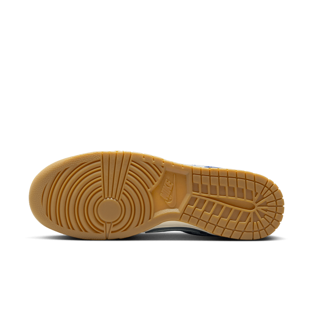 Nike Dunk Low Retro SE