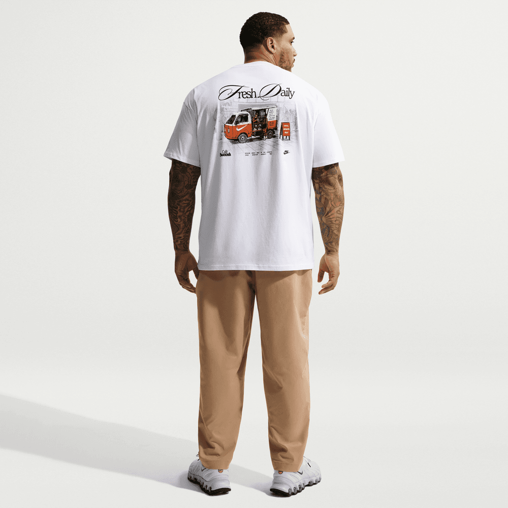 Nike Sportswear Tee