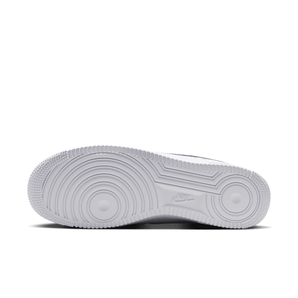 Nike Air Force 1 '07 LV8