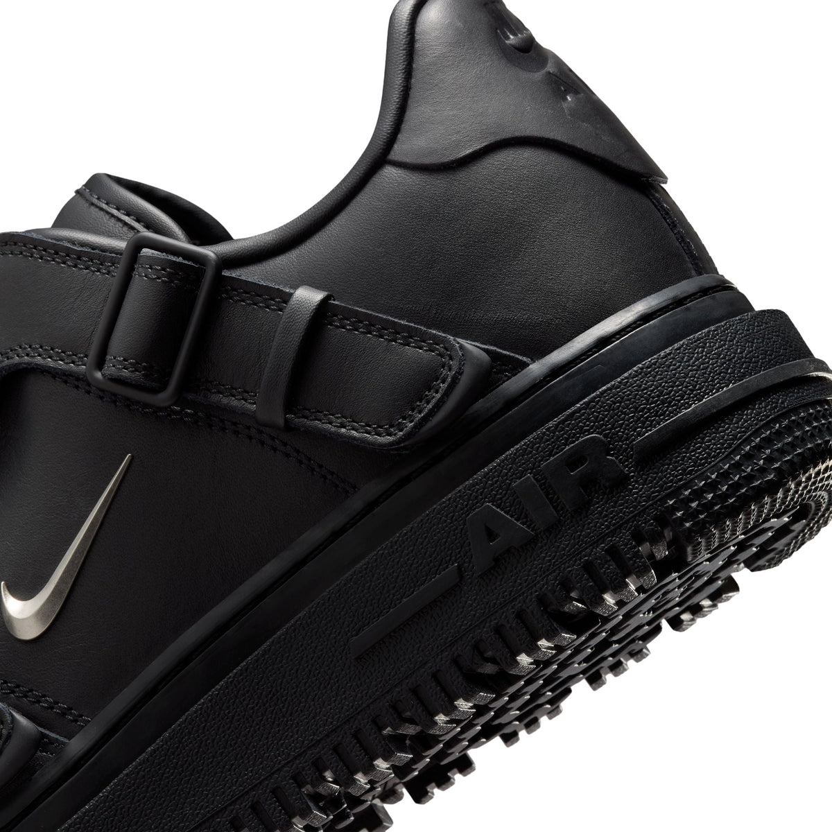 Nike Air Force 1 Low Luxe 'Black'