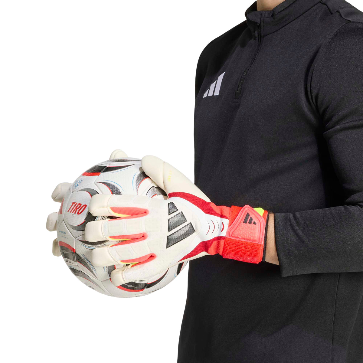 Predator Pro Hybrid Strap Goalkeeper Glove