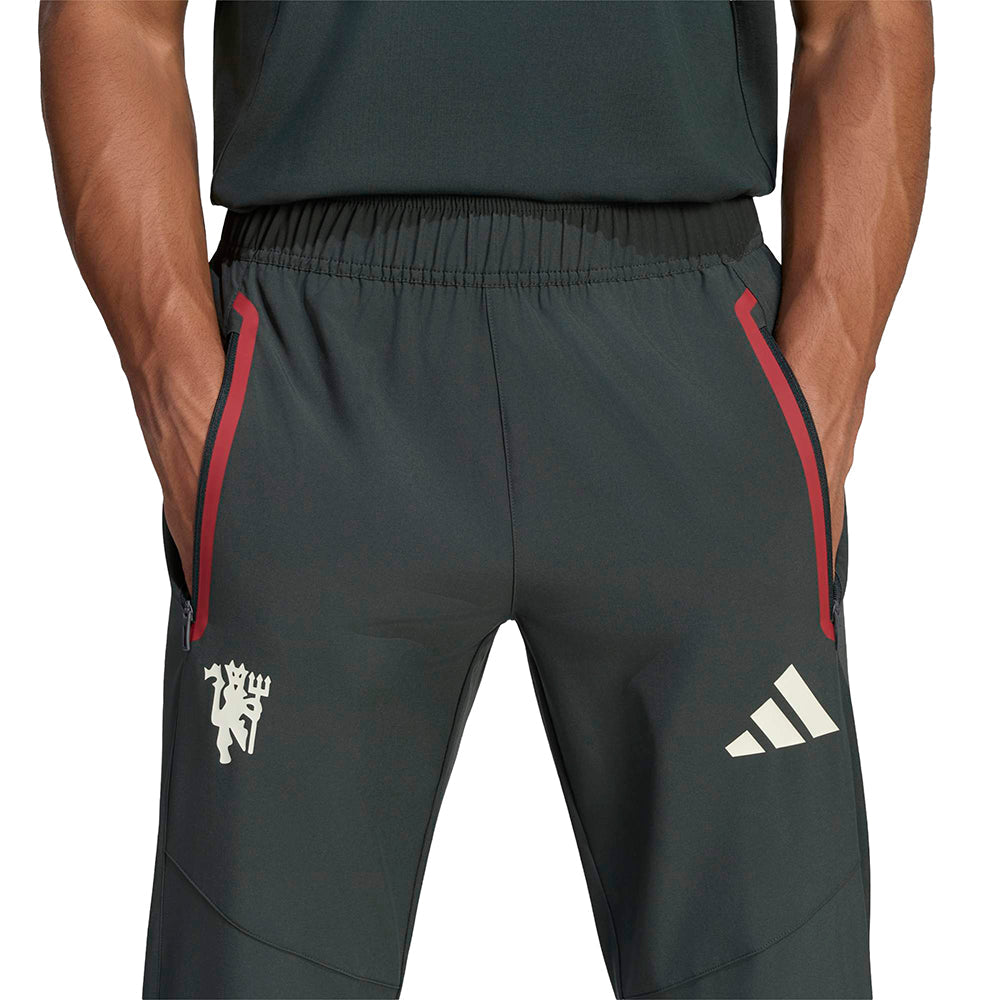 Manchester United Tiro Tech Pants