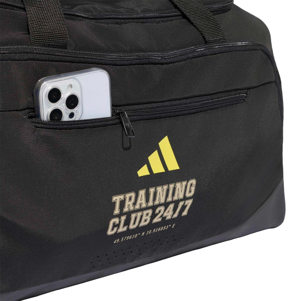 Training Defender Graphic Duffle Bag Medium