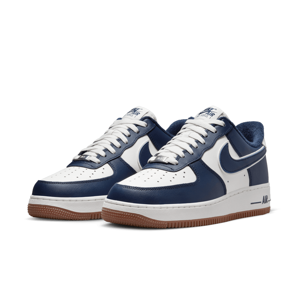 Nike Air Force 1 '07 LV8