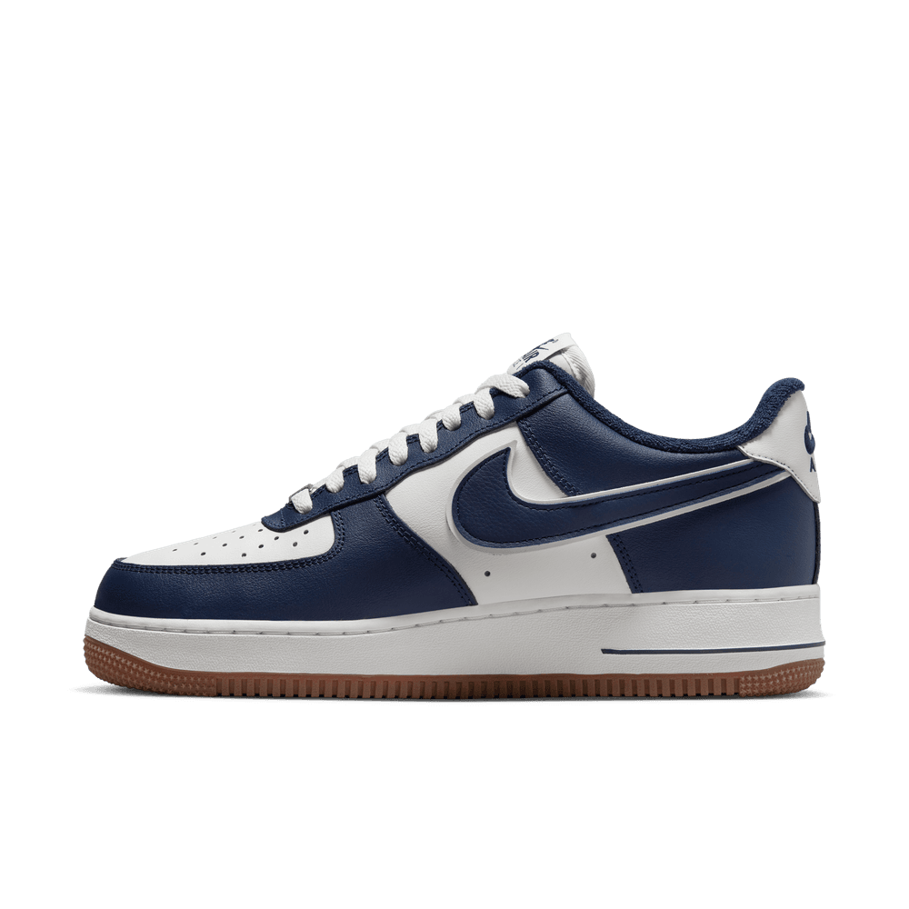 Nike Air Force 1 '07 LV8