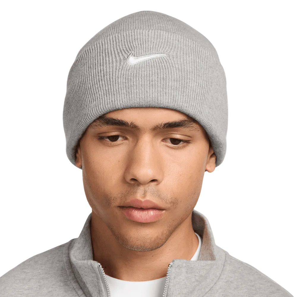 Nike Peak Swoosh Beanie