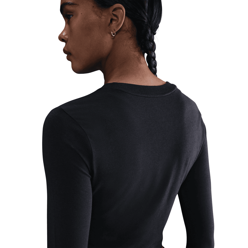 Wmns Nike Sportswear Chill Knit Slim Long-Sleeve Cropped Top