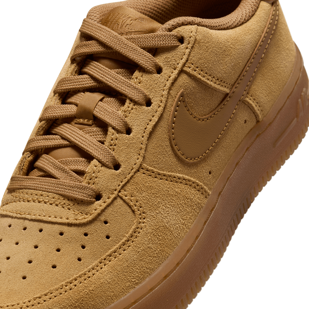 GS Nike Air Force 1 LV8