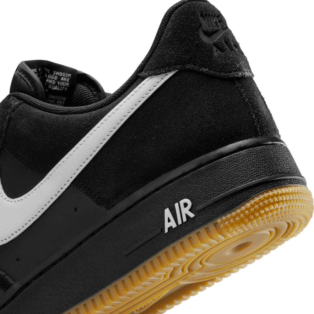 Nike Air Force 1 '07 LV8