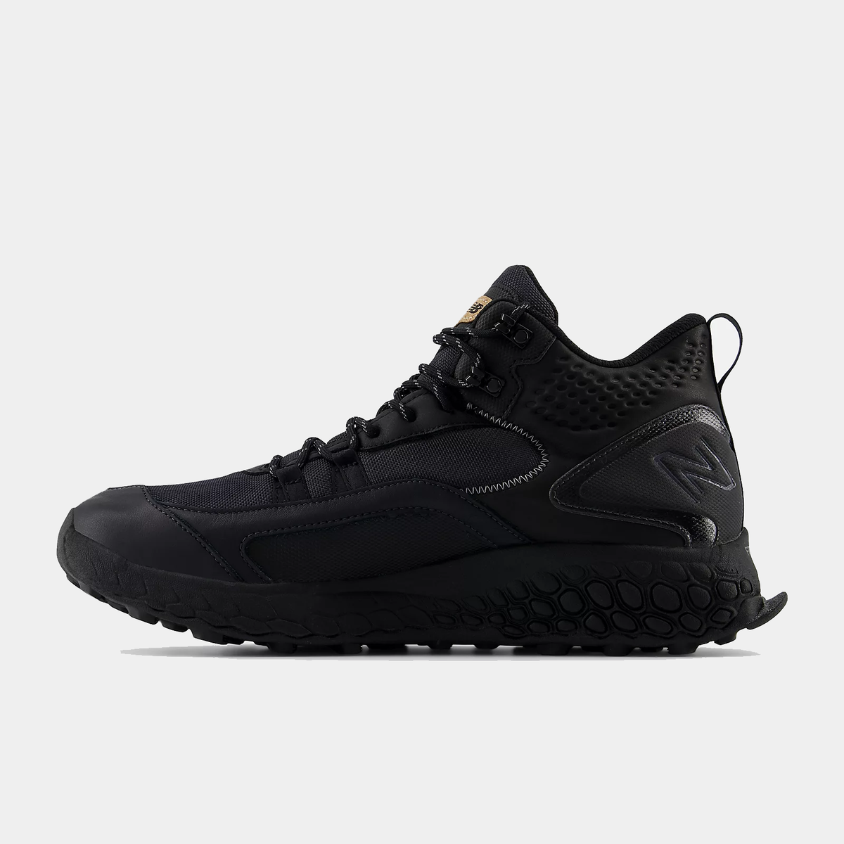 Foam X Hierro Mid GTX