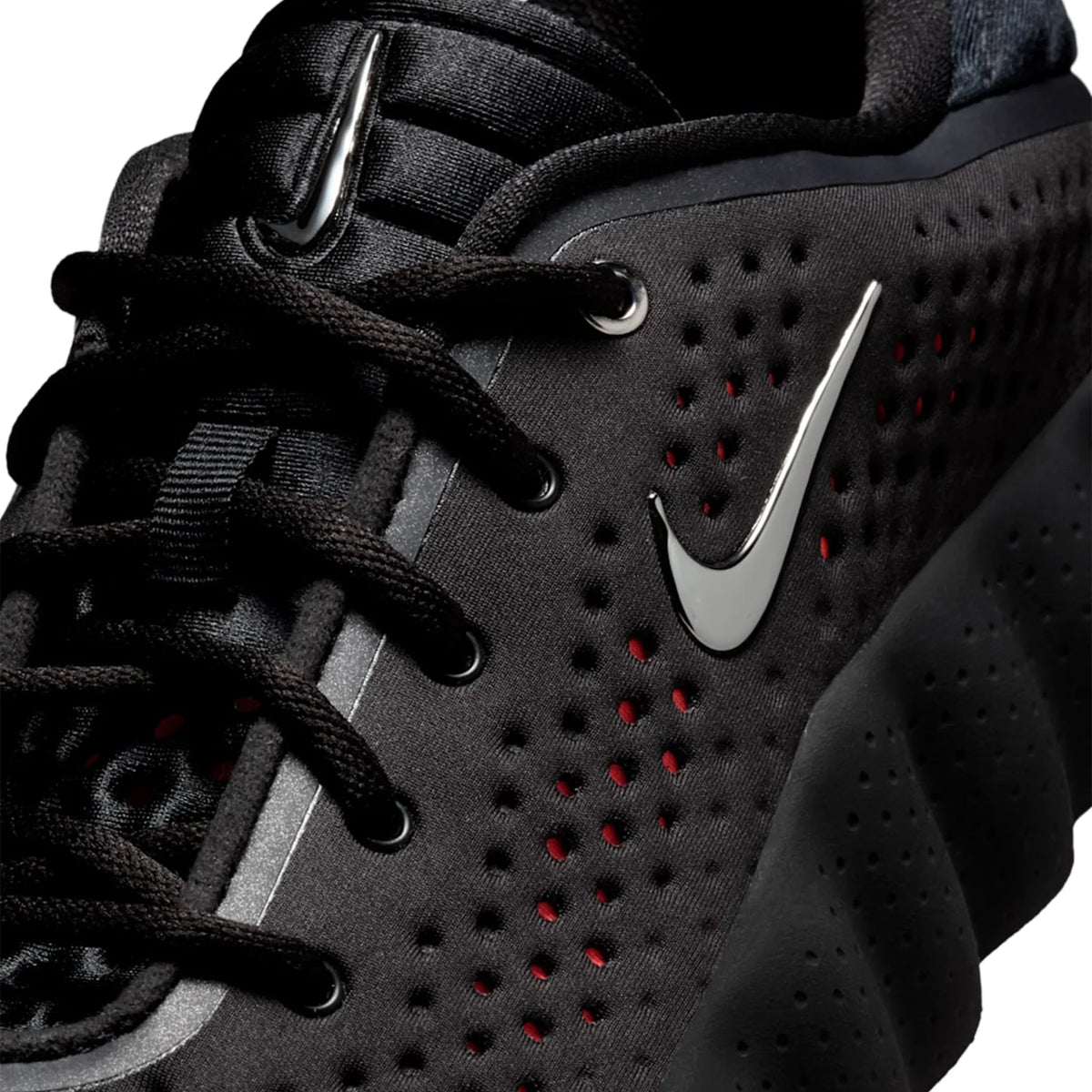 Nike Mind 002 Pregame Black Chrome